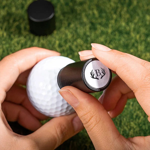 Exklusive, individuelle Golfballstempel - verleihen Sie Ihrem Golfplatzerlebnis eine persönliche Note